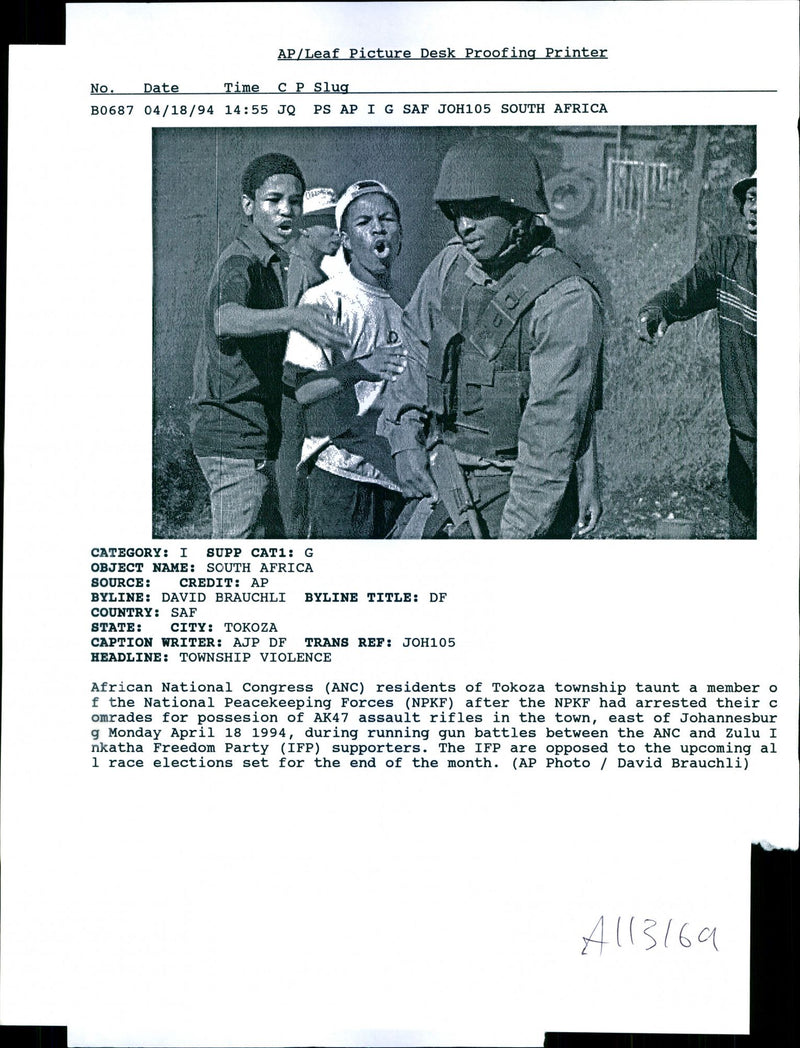 1994 AFRICAN NATIONAL CONGRESS ANC RESIDEN DAVID BRENCHLEY TITLE WRITER CHARLES - Vintage Photograph