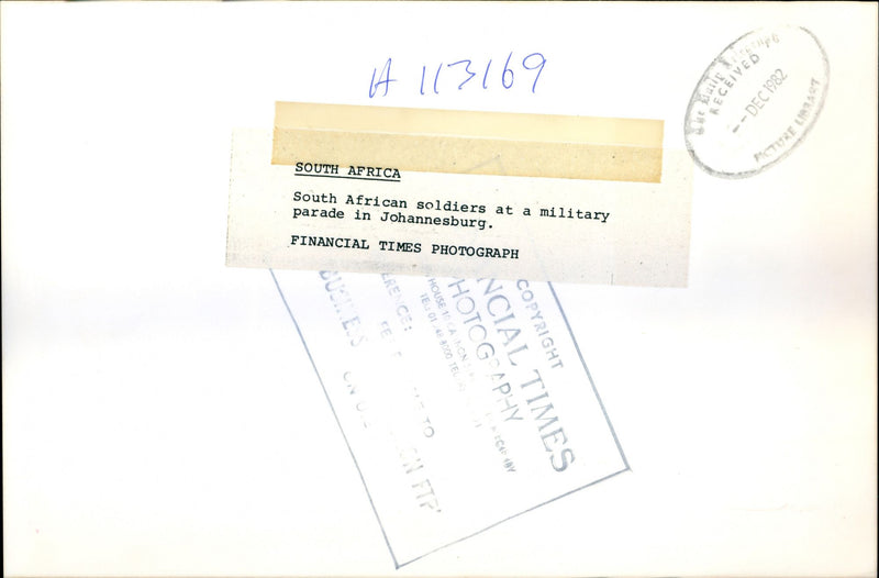 1982 SOUTH AFRICAN SOLDIERS MILITARY PARADE JOHANNESBURG CHARLES - Vintage Photograph
