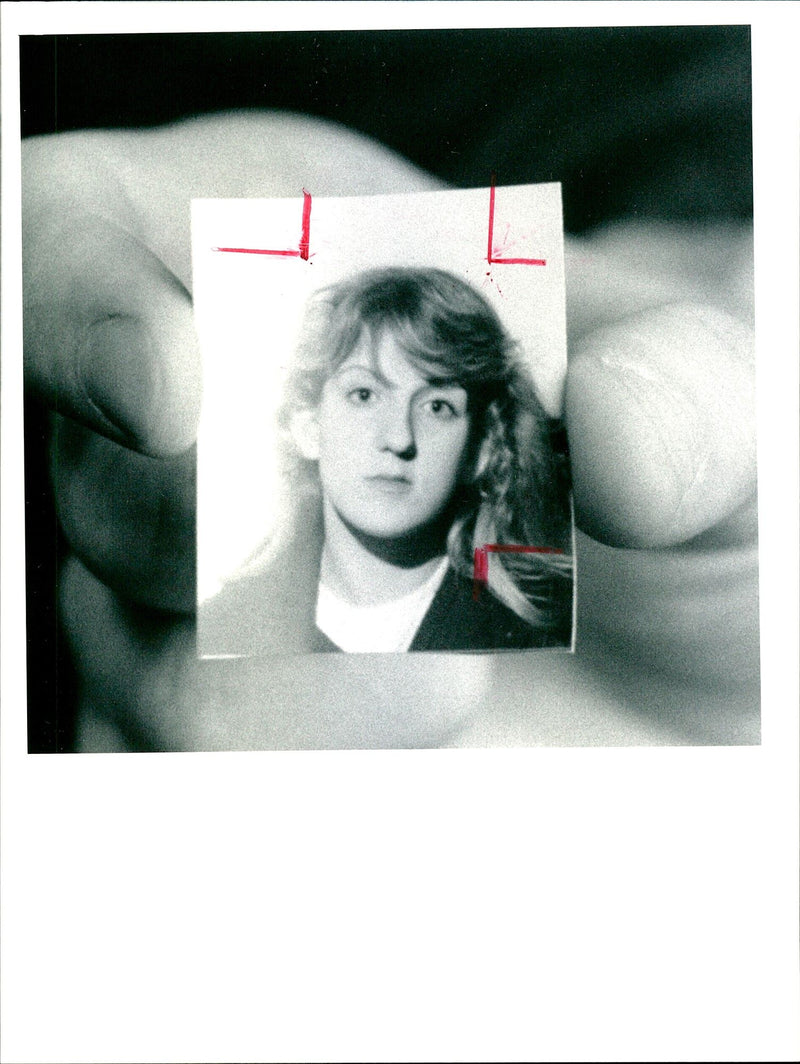 MURDERED PROSTITUTE ANGEL BAILEY MISS ANGELA DUMPED GUTTER - Vintage Photograph