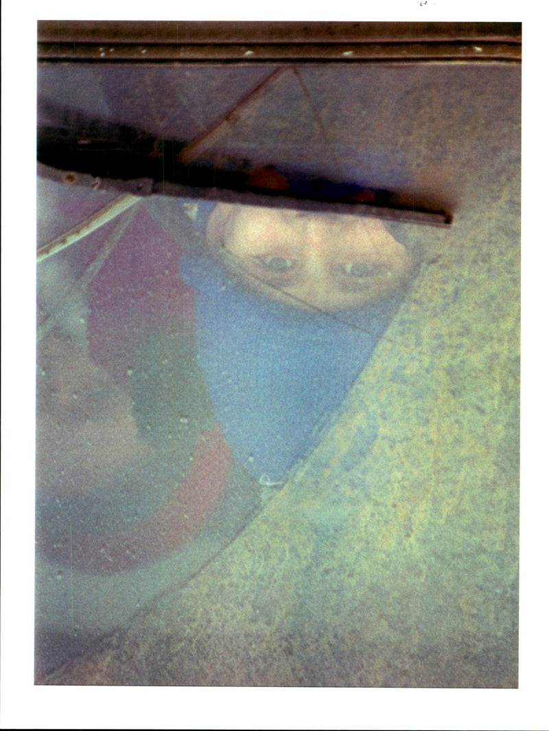 1995 LEAF PICTU KARSTEN THIELKER KAT WRITER RUSSIA RUSSIAN TITLE CAPITAL - Vintage Photograph