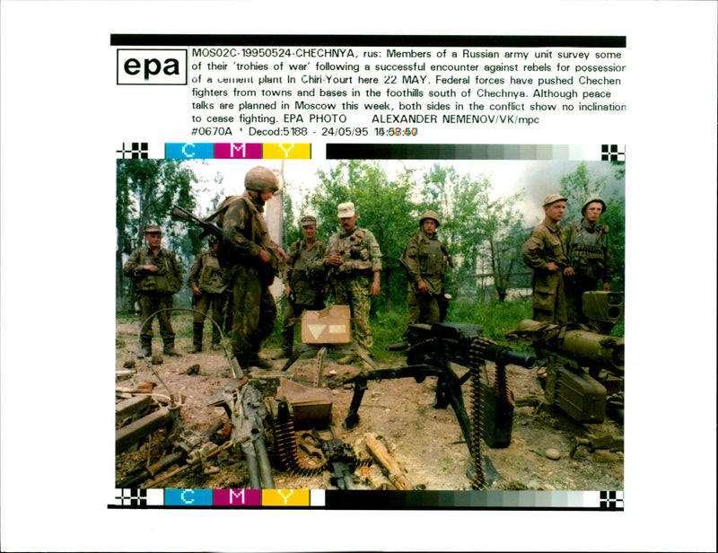 1995 RUSSIA RUSSIAN ARMY WRITER MEMBERS - Vintage Photograph