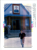 1994 LEAF PICTURE DESK PROOFING PRINTER AND WRITER PRESS RUSSIA COMMUNIST - Vintage Photograph