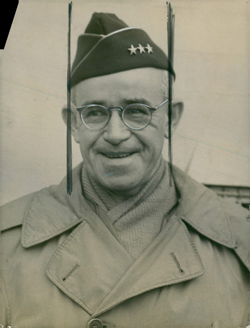 Gen. Omar Bradley - Vintage Photograph