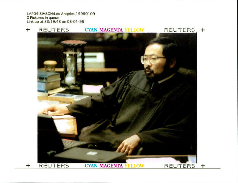 1995 LANCE ITO JURY SEQUESTERED STARTING JANUARY JUDG REUTER USA WRITER COUNTRY - Vintage Photograph