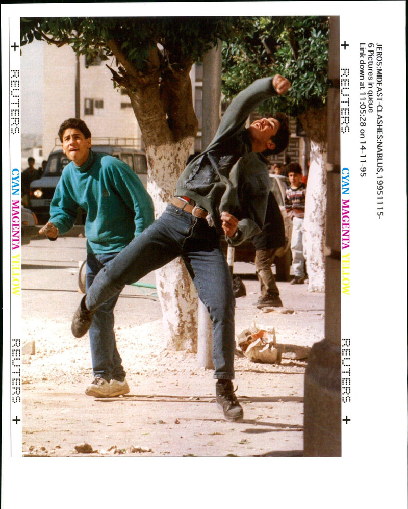 1995 CLASHES BROKE OUT PALEST DAVID SILVERMA JERO WRITER ROCK COUNTRY ARMY - Vintage Photograph