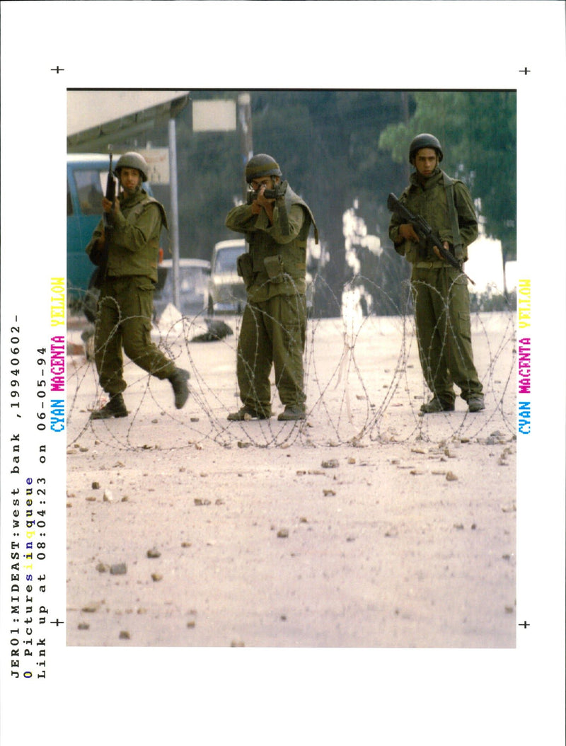 WRITER MEMBERS COUNTRY - Vintage Photograph