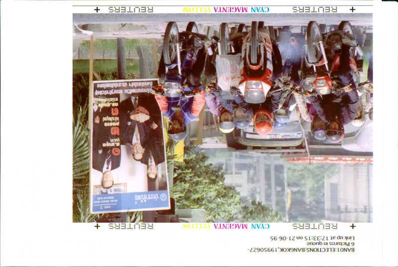 1995 BANO ELECTIONS BANGKOK PICTURES QUE ART HUR CAPITAL WRITER COUNTRY MOON - Vintage Photograph