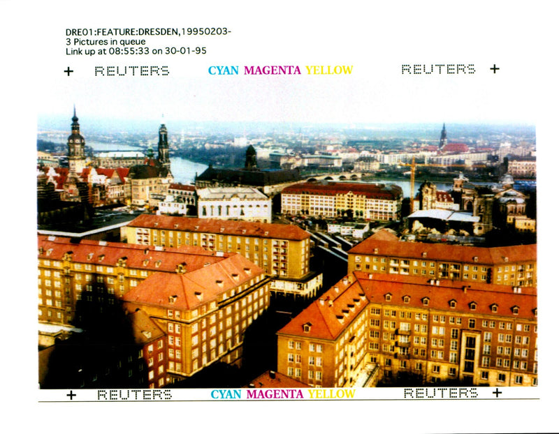 1945 LEAF PICTURE DESK PROOFING PRINTER DATE TIME WRITER COUNTRY BRITISH - Vintage Photograph