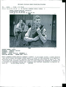 1994 KURDISH ACTIVISTS ARE ACCUSED TAKING AND WOLFGANG RATTAY WRITER COUNTRY - Vintage Photograph