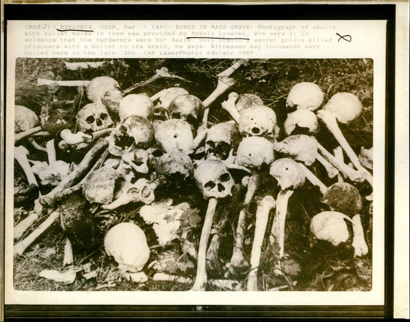 1989 MYKOLA LYSENKO SAYS EVIDENCE THAT THE MURDERERS WERE NOT POLICE RUSSIA - Vintage Photograph