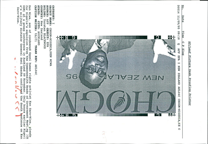 1995 KEN WIWA SON CONDEMNED OGONI HUMAN WRITER PRESS MILITARY DEATH COUNTRY - Vintage Photograph