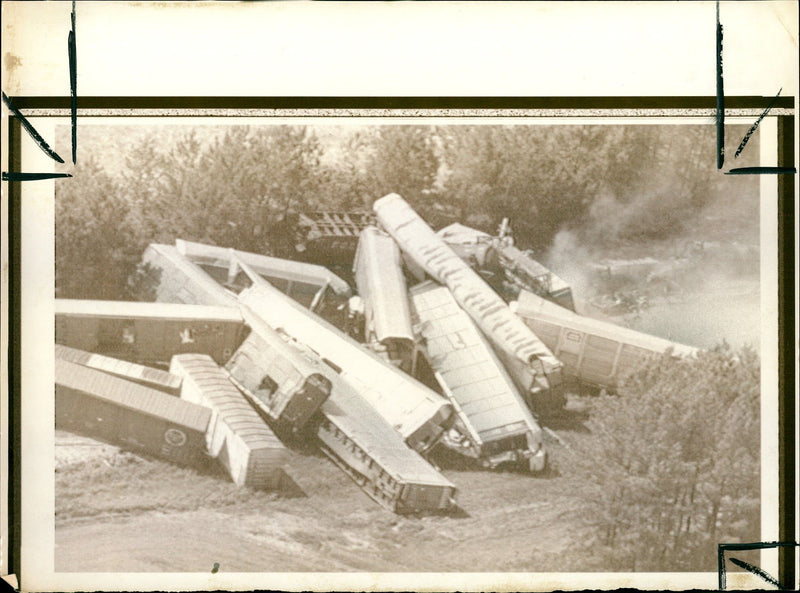 1987 TANKER CARRYING SULPHURIC ACID WAS RUPTURED RELEASING CLOU USA PUBLISHED - Vintage Photograph