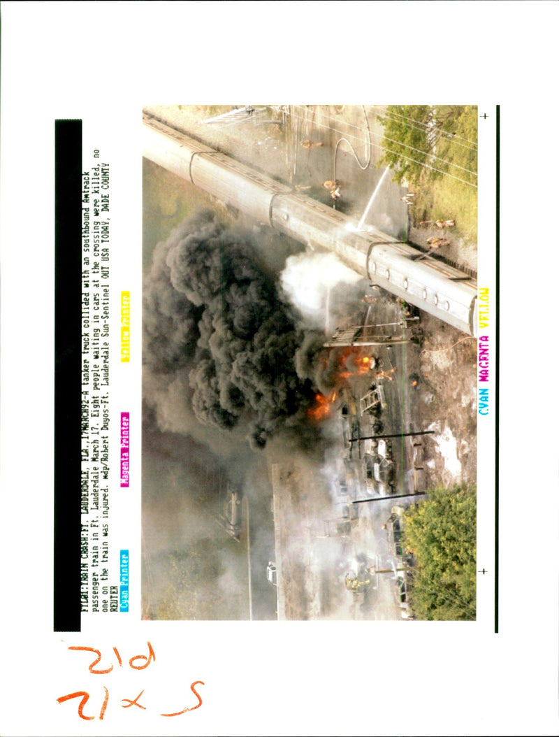 1993 TANKER TRUCK COLLIDED WITH SOUTHBOUND AMTRACK USA PUBLISHED DIED ROBERT - Vintage Photograph