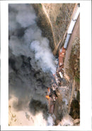 1996 FREIGHT TRAIN CARRYING HAZARDOUS CHEMIC NICK ROGERS TITLE USA WRITER EARLY - Vintage Photograph