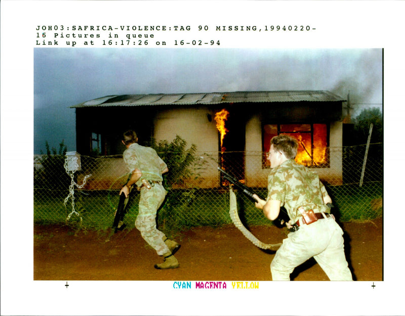 1994 LEAF PICTURE DESK PROOFING PRINTER DATE TIME SLUG WRITER COUNTRY - Vintage Photograph