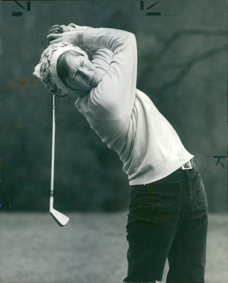 Curtis Cup player Dinah Henson. - Vintage Photograph