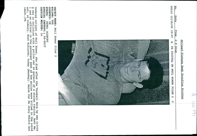 1995 VAUXHALL NOVA WAS CRIVIN COLLISION WIT BOTT CAR WRITER DIED - Vintage Photograph