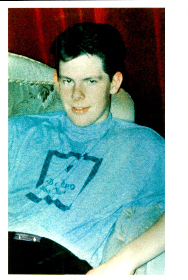 1995 VAUXHALL NOVA WAS CRIVIN COLLISION WIT BOTT CAR WRITER DIED - Vintage Photograph