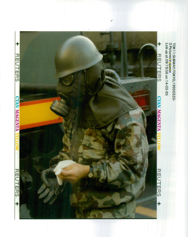 1995 WRITER ARMY COUNTRY - Vintage Photograph