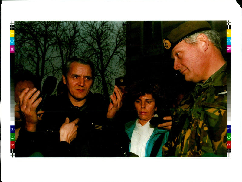 1996 NEDJELKO PRS ANJA NIEDRINGHAUS MICHAEL WALKER SIR WRITER COUNTRY BRITISH - Vintage Photograph