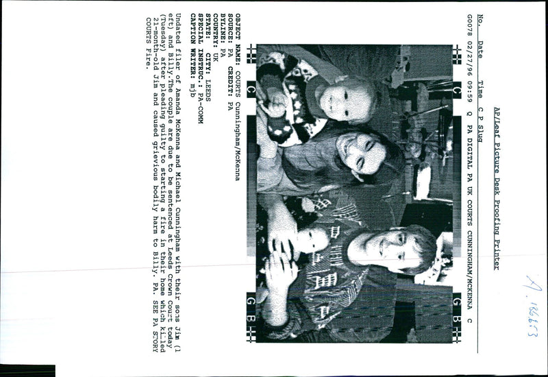 1996 AMANDA MCKENNA AND MICHAEL CUNNINGHAM ARE DUE JIN EFT WRITER COUNTRY - Vintage Photograph