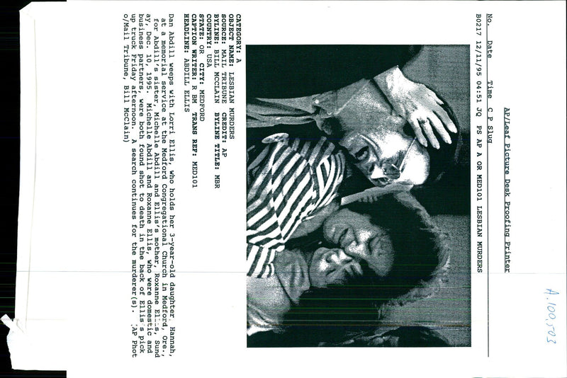 1995 LEAF PICTURE DESK PROO BACH MCCLAIN WRITER DEATH USA DAUGHTER TITLE - Vintage Photograph