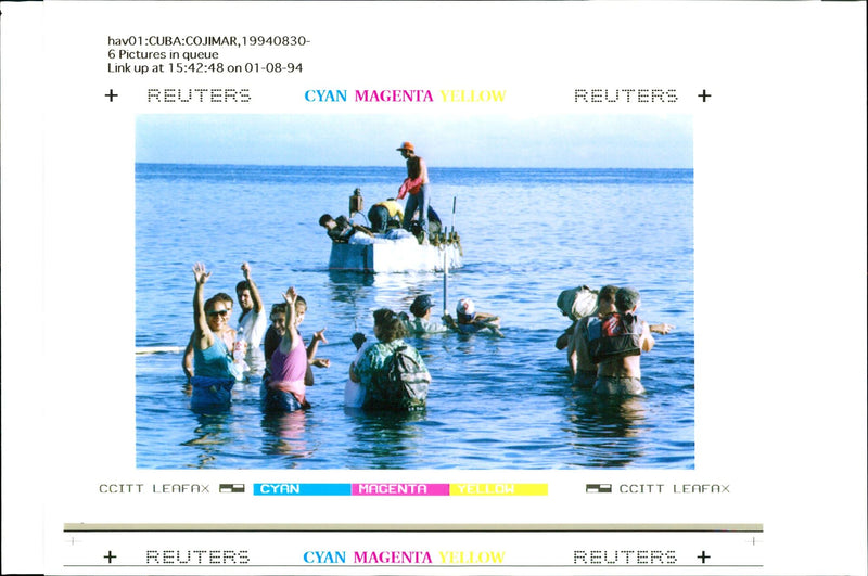 1994 THE EXODUS CUBAN BOAT PEOPLE CON TINUES NOW THA SEA WRITER UNITED COUNTRY - Vintage Photograph
