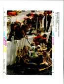 1994 MIAO CUBA REFUGEES MIAMI PICTURES QUEUE LINK USA WRITER COUNTRY - Vintage Photograph