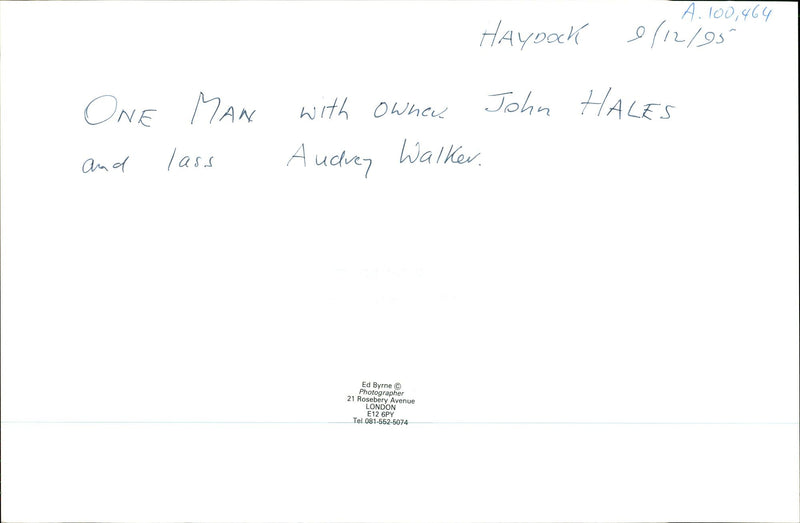 ONE MAN WITH OWNER JOHN HALES AND LASS AUDREY WALKER ROSEBERY AVENUE - Vintage Photograph