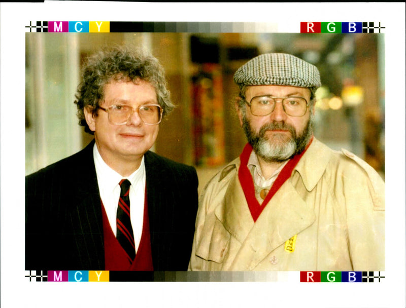 PETER JEPSON AND ROGER DYAS ELLIOTT ARE PURSUING BRYN COLTON PAUL WRITER - Vintage Photograph