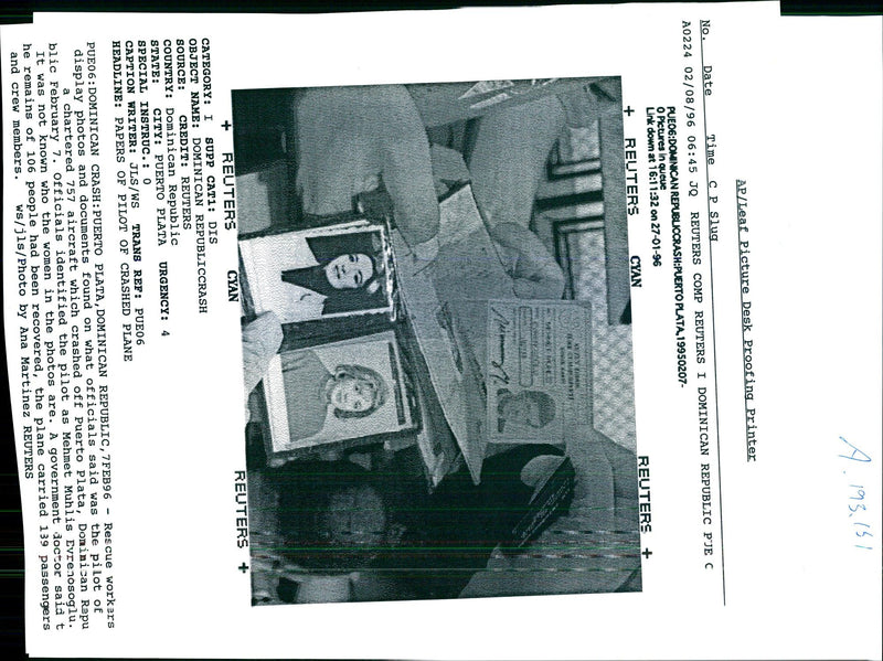 1996 THE PILOT CHARTERED AIRCRAFT WHICH ILKAY MEHMET KNOWN WRITER MEMBERS - Vintage Photograph