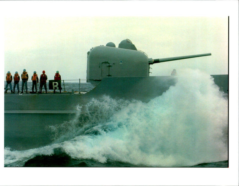 1996 TAIWANESE NAVYS TON KNOX CLASS FRIGATE PARTICIPATES MILITARY WRITER CHINA - Vintage Photograph