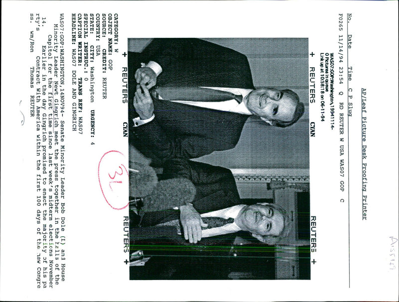 1994 BOB DOLE AND GINGRICH RON THOMAS REUTER USA WRITER TOGETHER PRESS - Vintage Photograph