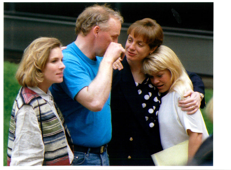 1994 THE EXXON VALDEZ OIL JOSEPH HAZELWOOD KAREN HAN TITLE USA WRITER COUNTRY - Vintage Photograph