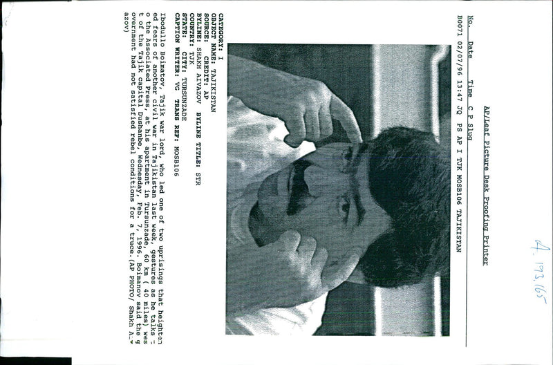 1996 SHETTY IBODULLO BOIMATOV LED ONE TWO UPRIS WAR WRITER PRESS CAPITAL - Vintage Photograph