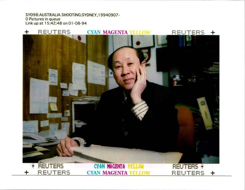 1994 LEAF PICTURE DESK PROOFING PRINTER DATE TIME WRITER COUNTRY JOHN - Vintage Photograph