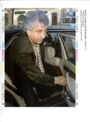 1995 MONZER ALKASSAR DESMOND BOYLAN REUTER CAR SHIP WRITER COUNTRY ITALIAN - Vintage Photograph
