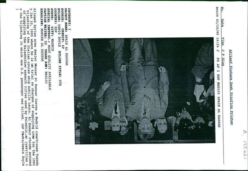 1995 ALLEGED SYRIAN ARMS DEALER DENIS DOYLE SHIP WRITER COUNTRY ITALIAN TITLE - Vintage Photograph