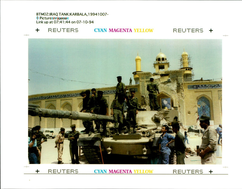 1994 IRAQ HAS BEEN MOVING TROOPS AND EQUIP FADEL ABBAS WRITER COUNTRY SOVIET - Vintage Photograph