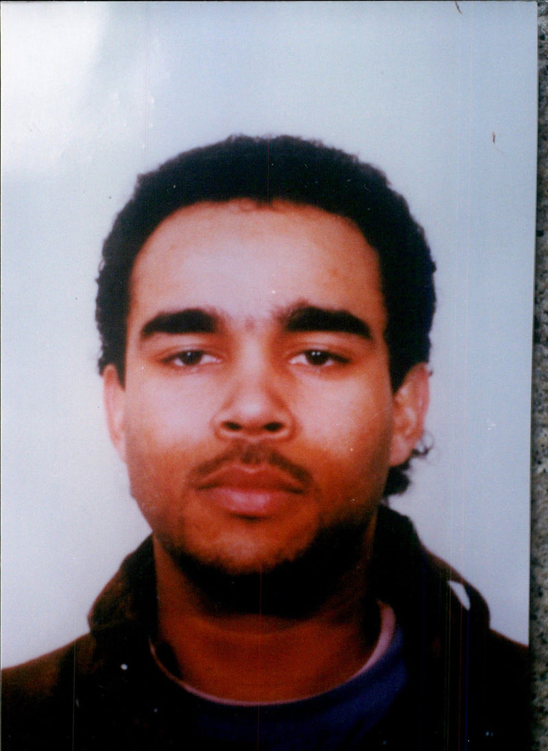 AND DRIVER BENJAMIN PICTURES GRAPH THE MURDERS LAING - Vintage Photograph