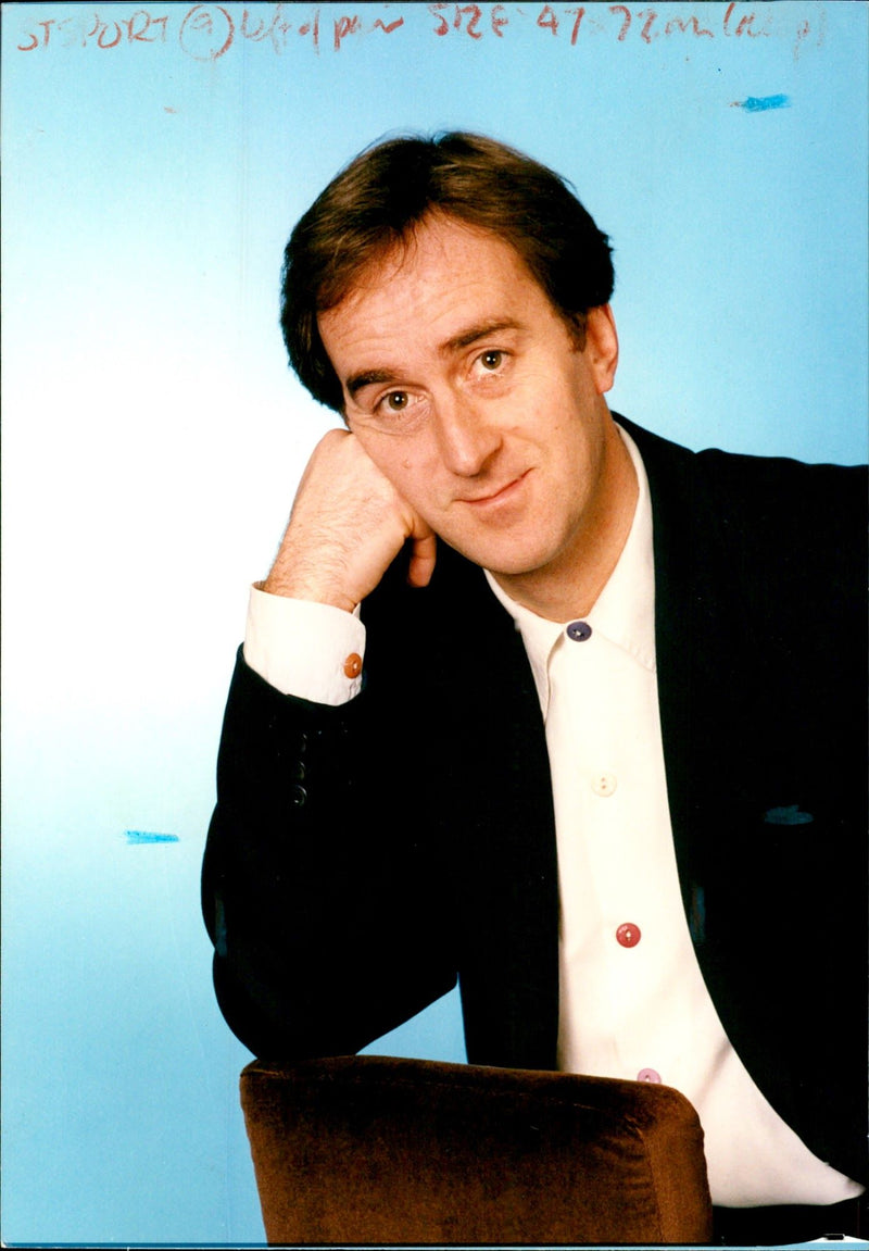 1992 ANGUS DEAYTON PRESENTERS COMEDY ACTO UNIVERSAL WRITER PRESS - Vintage Photograph