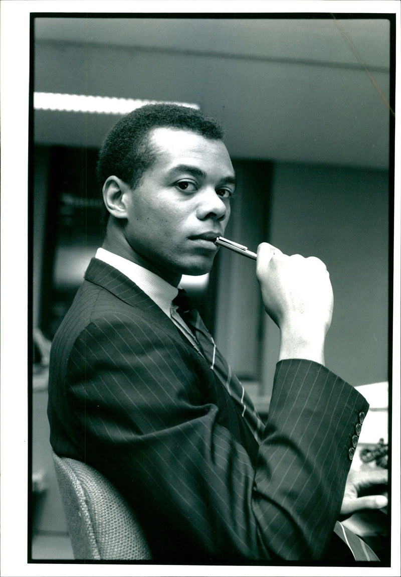 DRID WRANUEN ANDY HARVINEN - Vintage Photograph