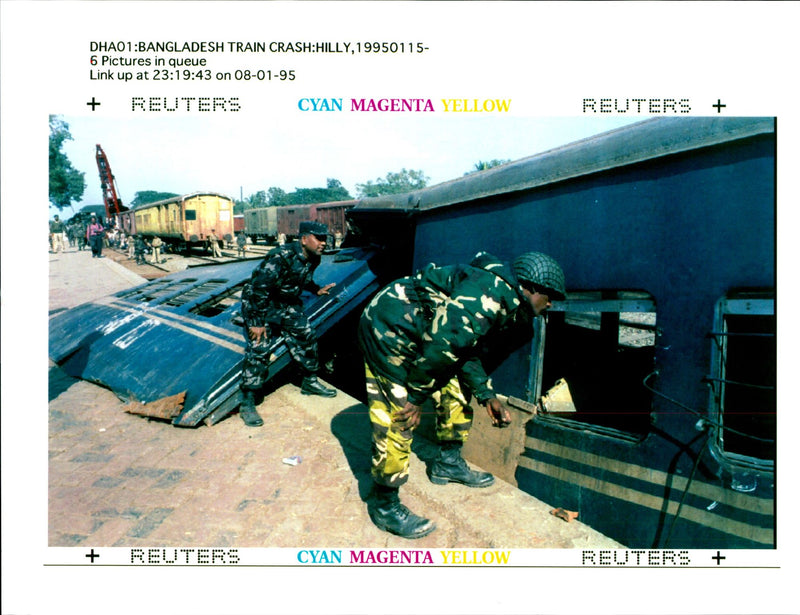 1995 THE ACCIDENT OCCURRED JANUARY TAPAN KHAN REUTER SAIN WRITER COUNTRY - Vintage Photograph