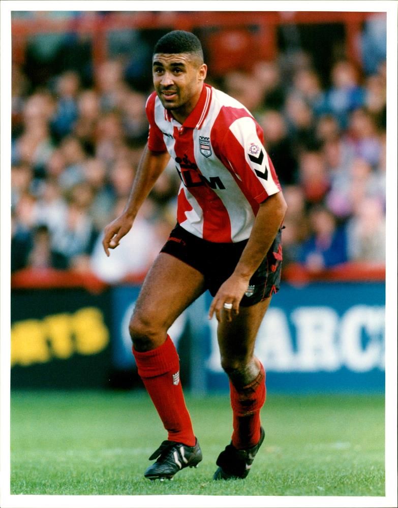 Kevin Godfrey in action, Brentford F.C. - Vintage Photograph