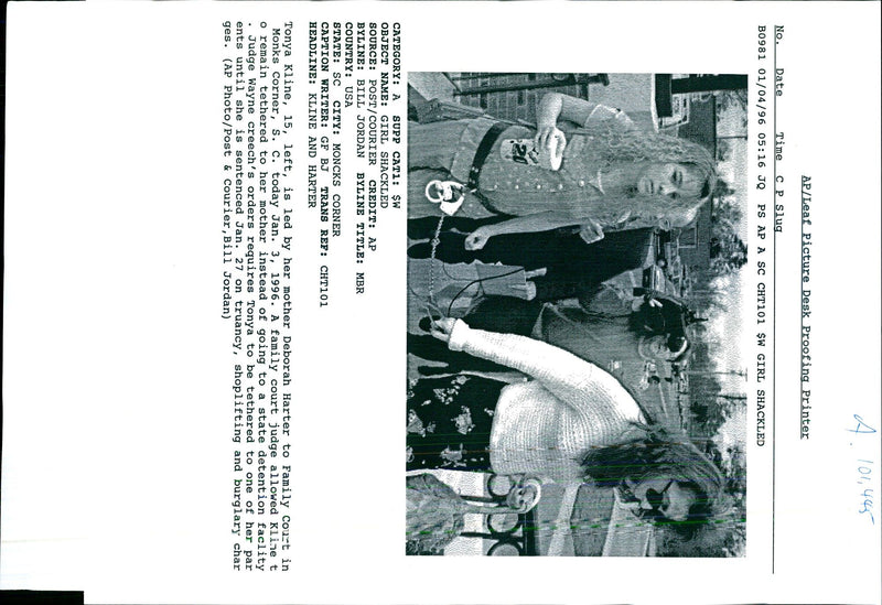 1996 TONYA KLINE WAS ALLOWED REMAIN HARTER WAYNE TITLE USA WRITER FAMILY - Vintage Photograph