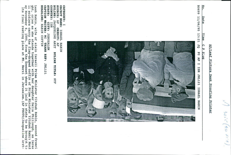 1995 ASS FIRE LEAF TONY PRIME RABIN WRITER WIFE TOGETHER SECOND TITLE - Vintage Photograph