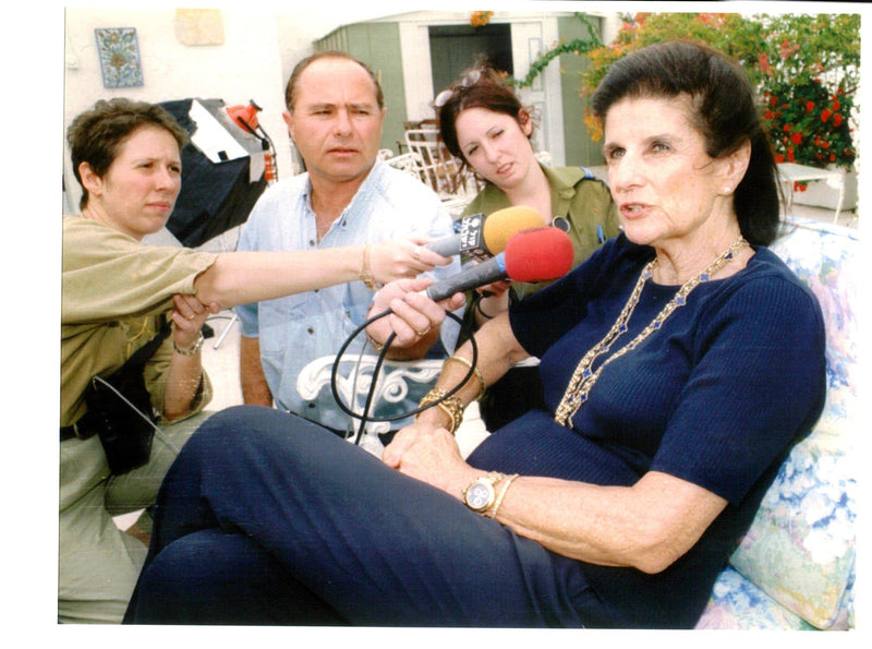 1995 LEAH RABIN WIFE THE LATE TONY PRIME GARY TITLE WRITER PRESS COUNTRY - Vintage Photograph