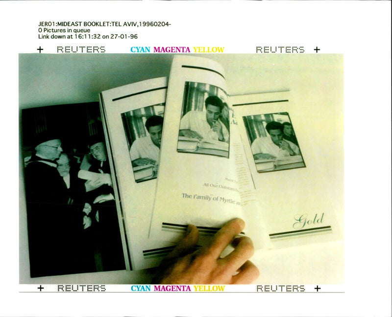 1996 LEAF TONY PRIME JERO TELEVISION WRITER FAMILY PRESIDENT PUBLISHED - Vintage Photograph