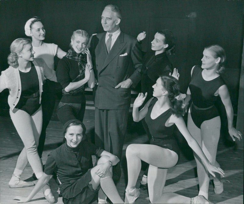 Birgit Cullberg among princesses - Vintage Photograph