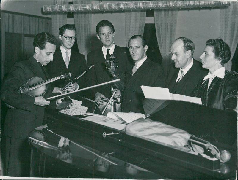 Nerlcepeng CHAMBER CONCERT - Vintage Photograph